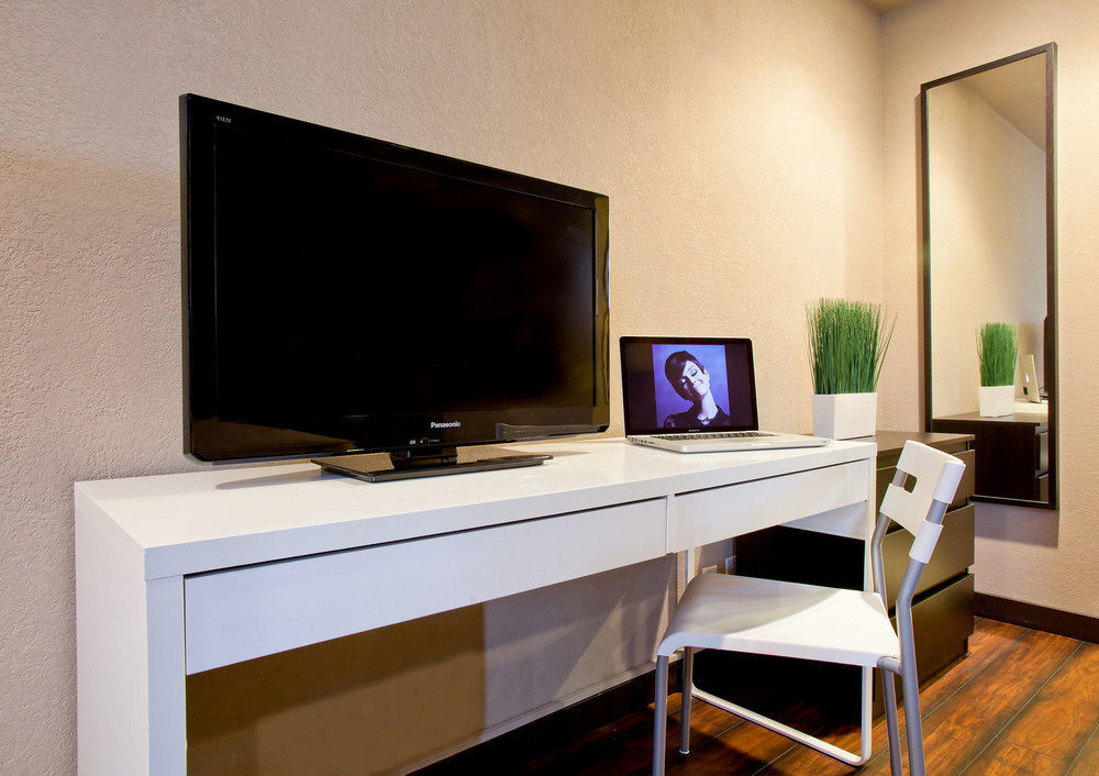 Alura Inn San José Extérieur photo