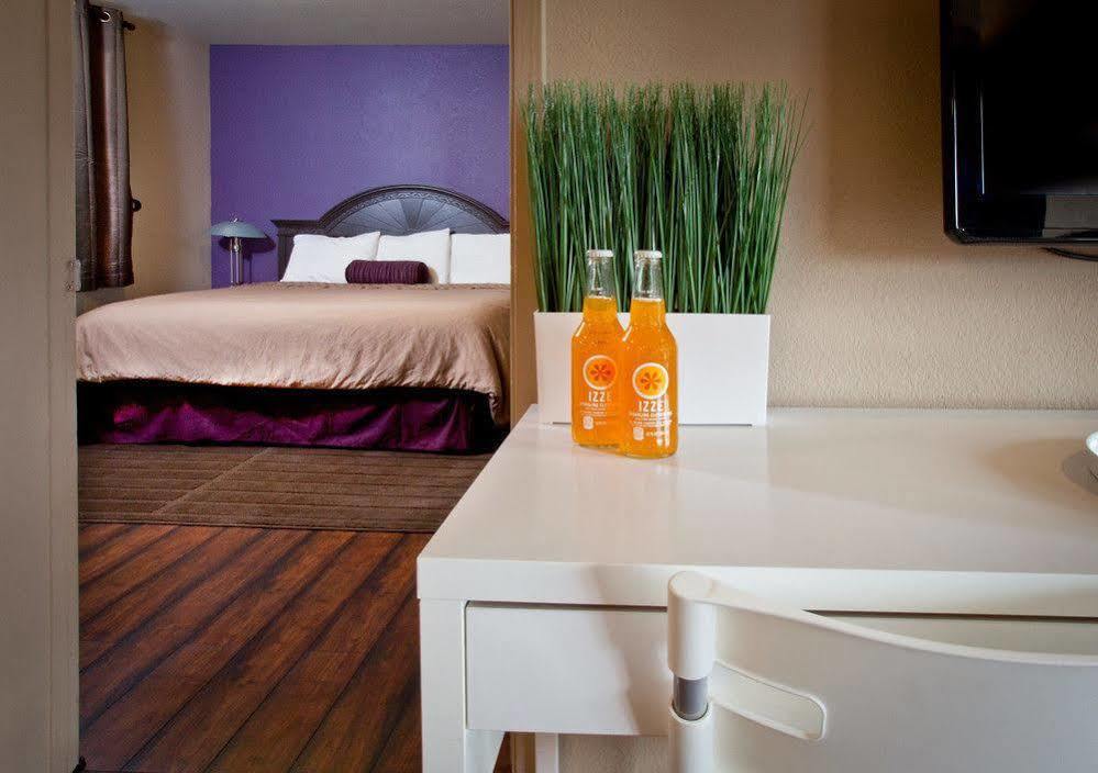 Alura Inn San José Extérieur photo