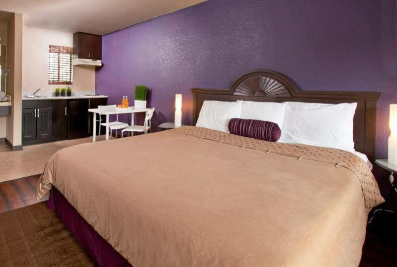 Alura Inn San José Extérieur photo
